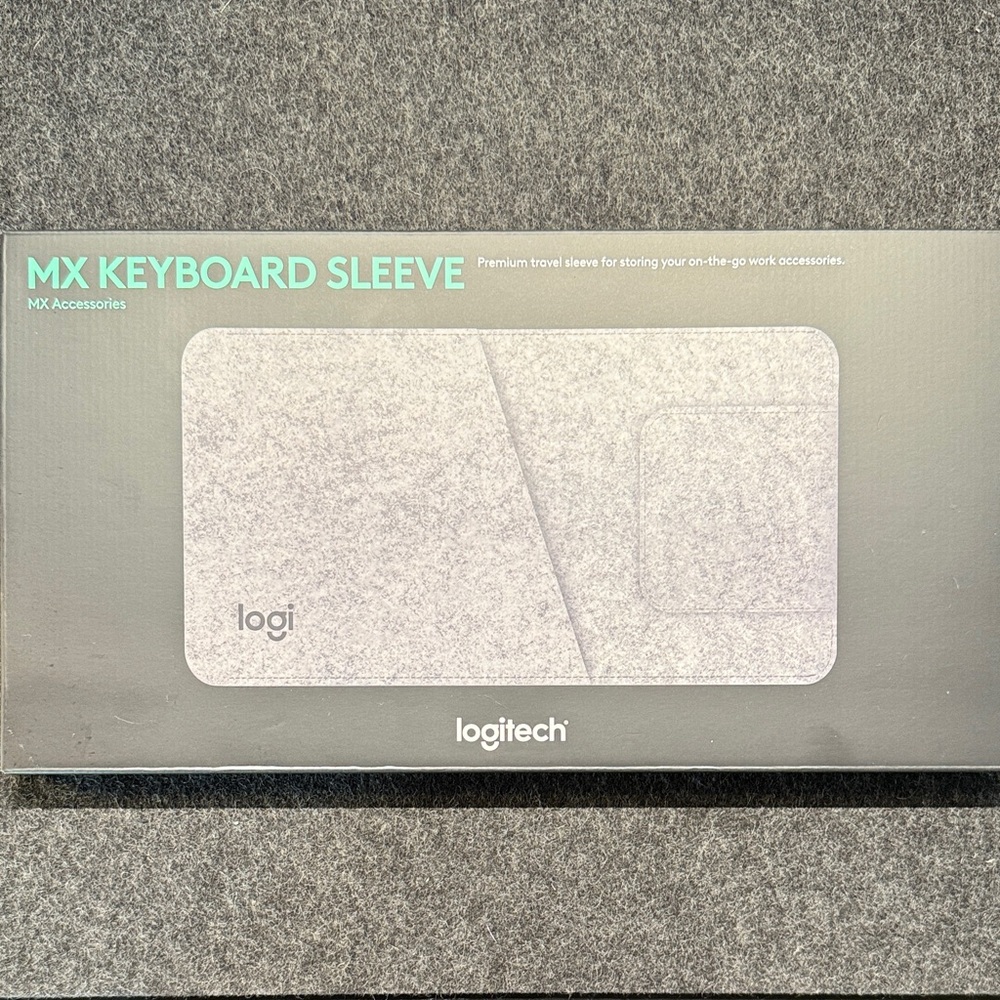 Logitech MX Keyboard Sleeve in Light Gray